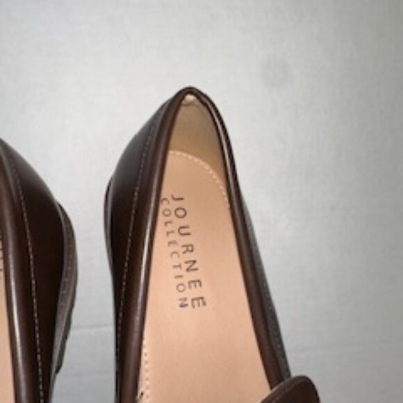 Journee Collection Women's Jessamey Flats - Picture 2 of 6